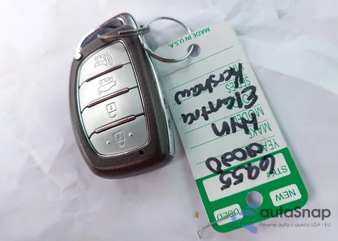 2020 Hyundai Elantra Limited from USA, damaged, VIN KMHD84LF1LU898246